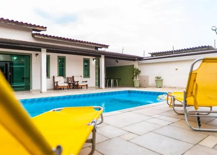 Casa Com Piscina, Churrasqueira E Garagem - Guaruja